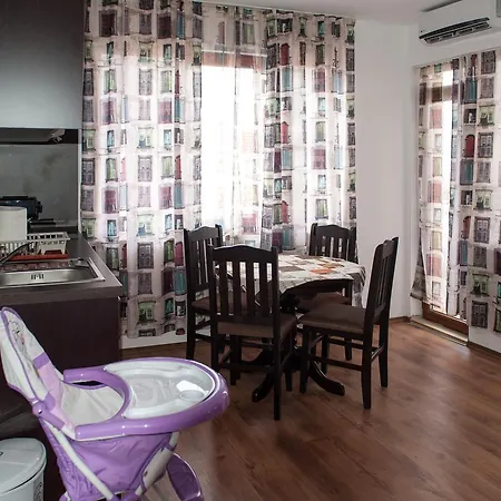 Maria شقة فندقية